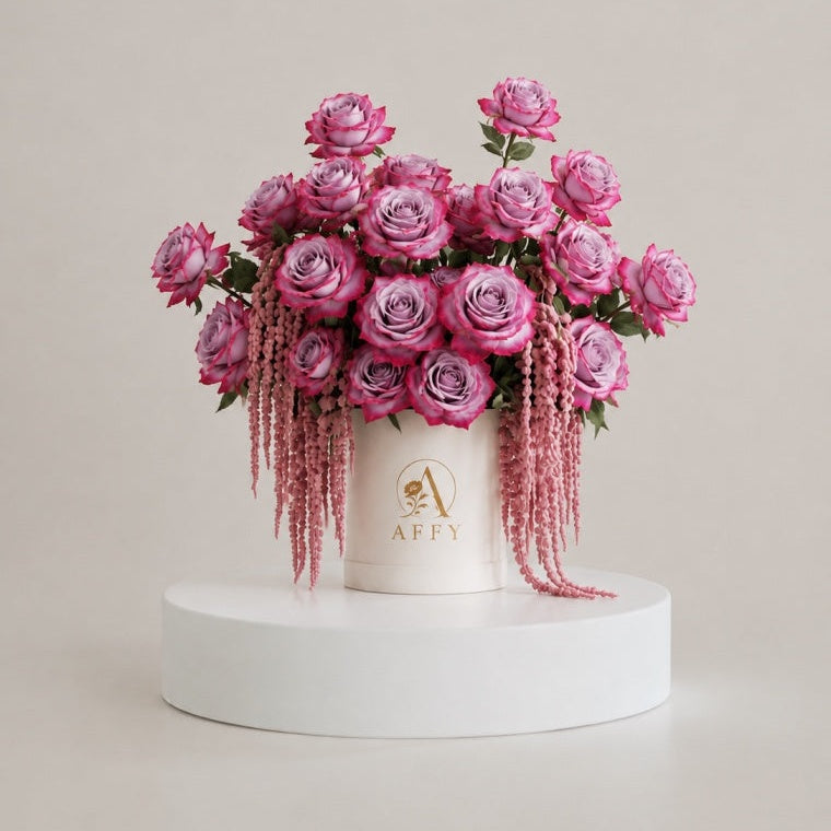 Cascade Améthyste Royale 50/51 – lavender reflex roses with fuchsia edges by Affy, Dubai