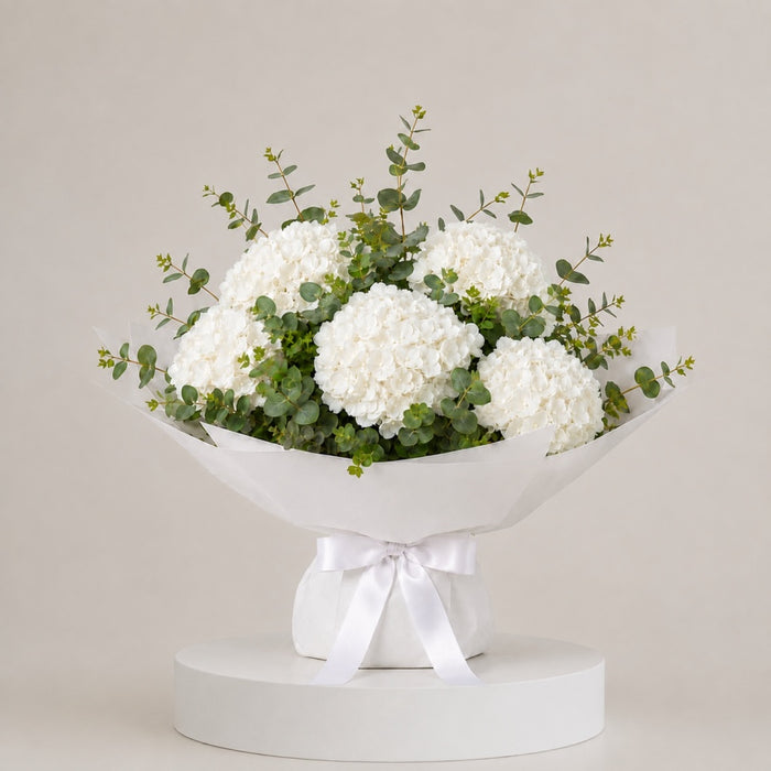 Hydrangea Blanche Bouquet