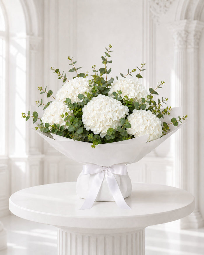 Hydrangea Blanche Bouquet